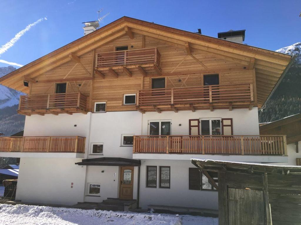 Appartamenti Cesa Soreie By Ama Val Di Fassa Canazei Exterior foto